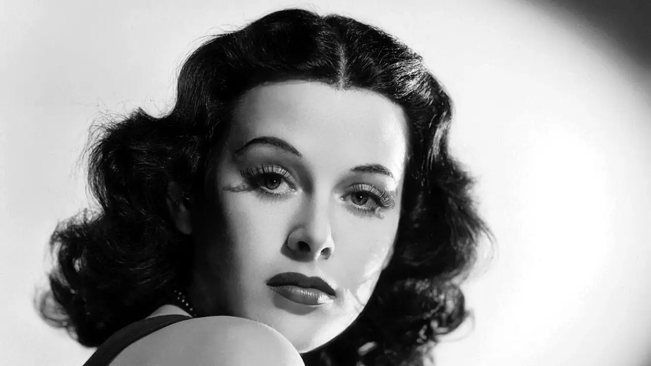 Aktris Cantik Hedy Lamarr Mejeng di Google Doodle Hari Ini