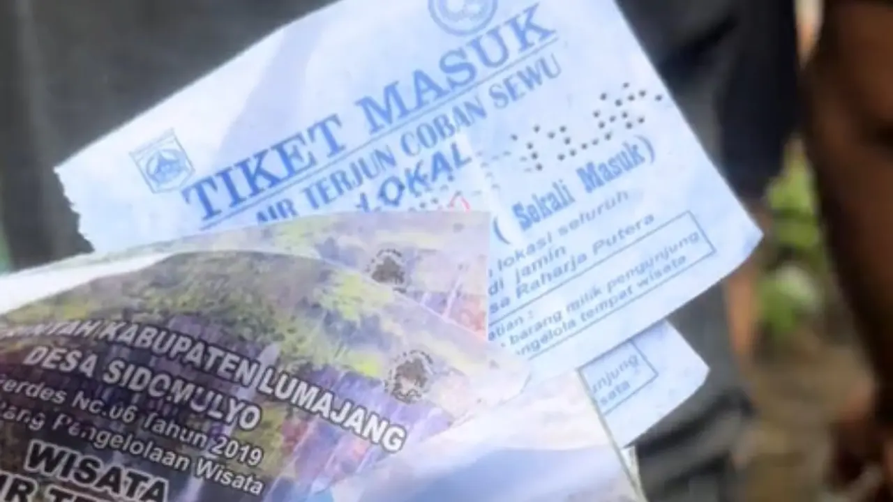 Pungli di Air Terjun Tumpak Sewu
