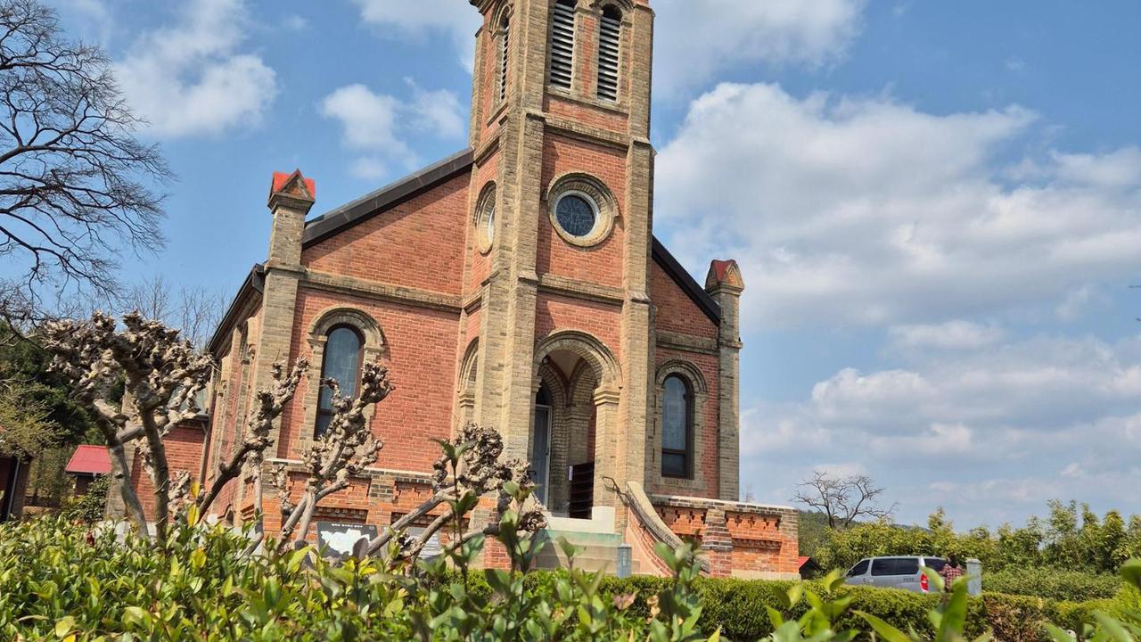 Mengenal Gereja Gasil Sejarah dan Keindahan Tempat Viral dari Drakor 'WHEN LIFE GIVES YOU TANGERINES'