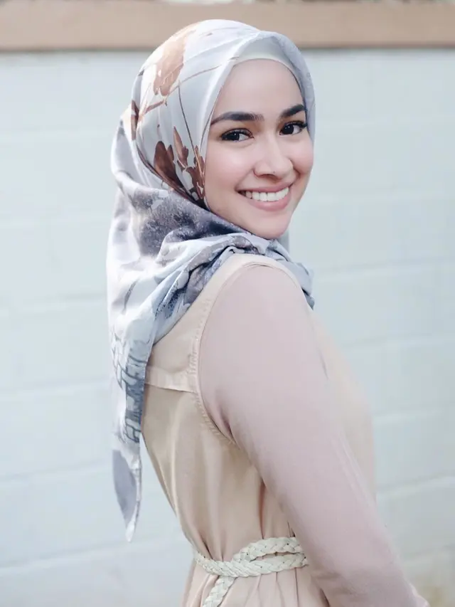 Jadi Lawan Main Donny Michael di Istri Kedua, Ini 6 Beda Gaya Aryani dan Indah Indriana