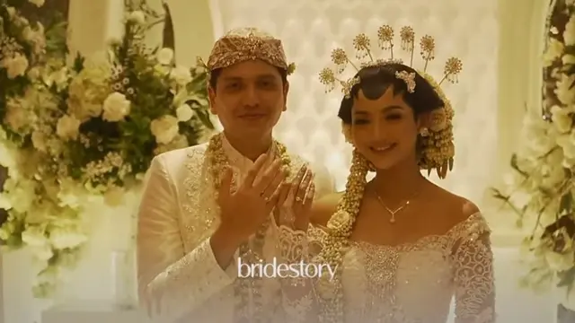 Rendi John dan Glenca Chysara menikah pada Minggu (20/11/2022) siang di Jakarta. (Foto: YouTube Glenca Chysara)