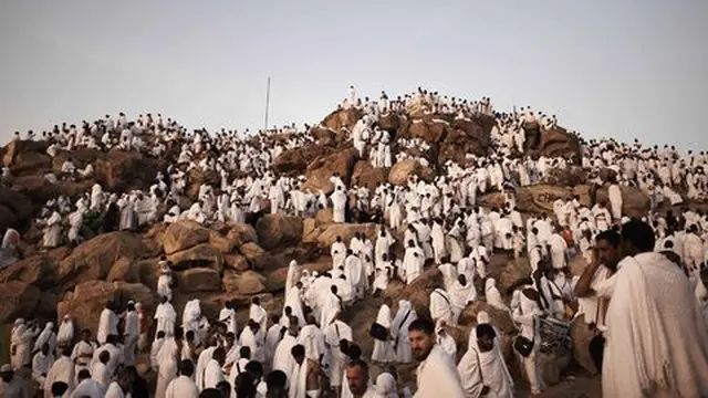 Jemaah haji di Padang Arafah. ©AFP PHOTO/MOHAMMED AL-SHAIKH