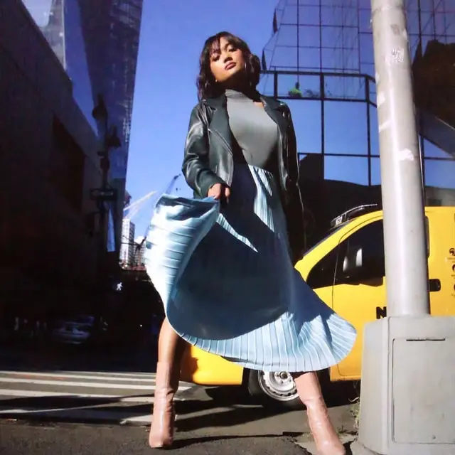 7 Potret Marion Jola Saat Liburan di New York, Stylenya Curi Perhatian