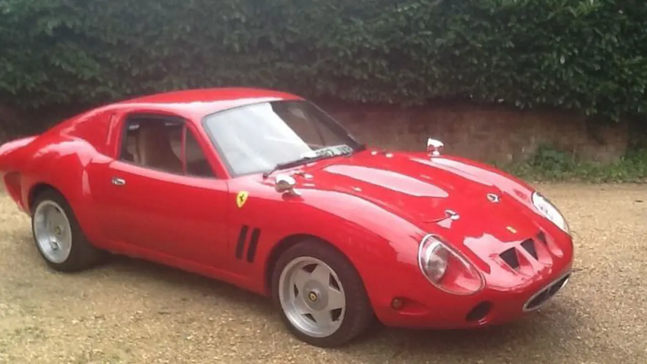 Ingin Punya Ferrari Langka? Ini Versi Murahnya
