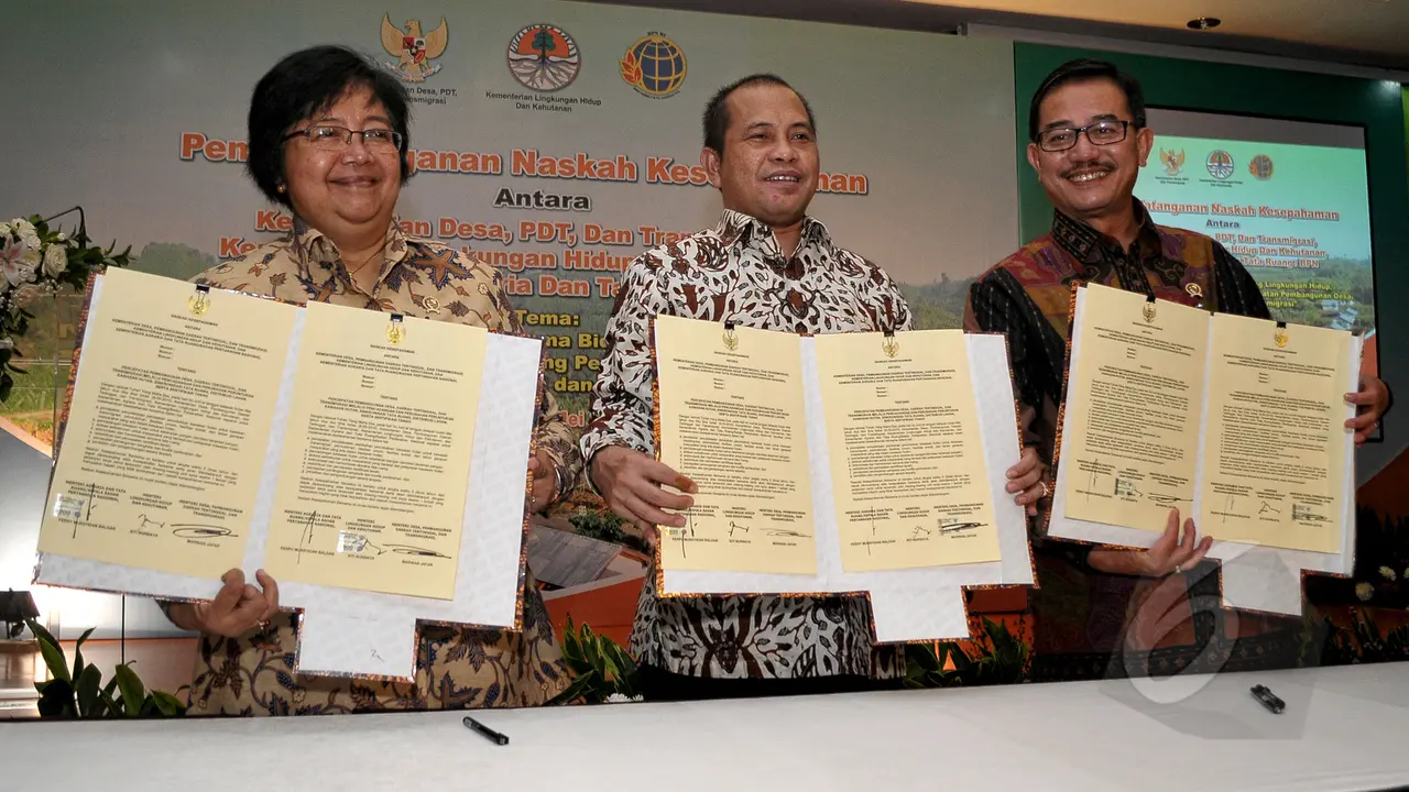 Tiga Menteri Jokowi Teken MoU Pengadaan Lahan Transmigrasi