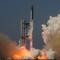 Roket raksasa Starship milik SpaceX melakukan uji penerbangan dari Starbase, Texas, Jumat, 22 Mei 2026. (AP Photo/Eric Gay)
