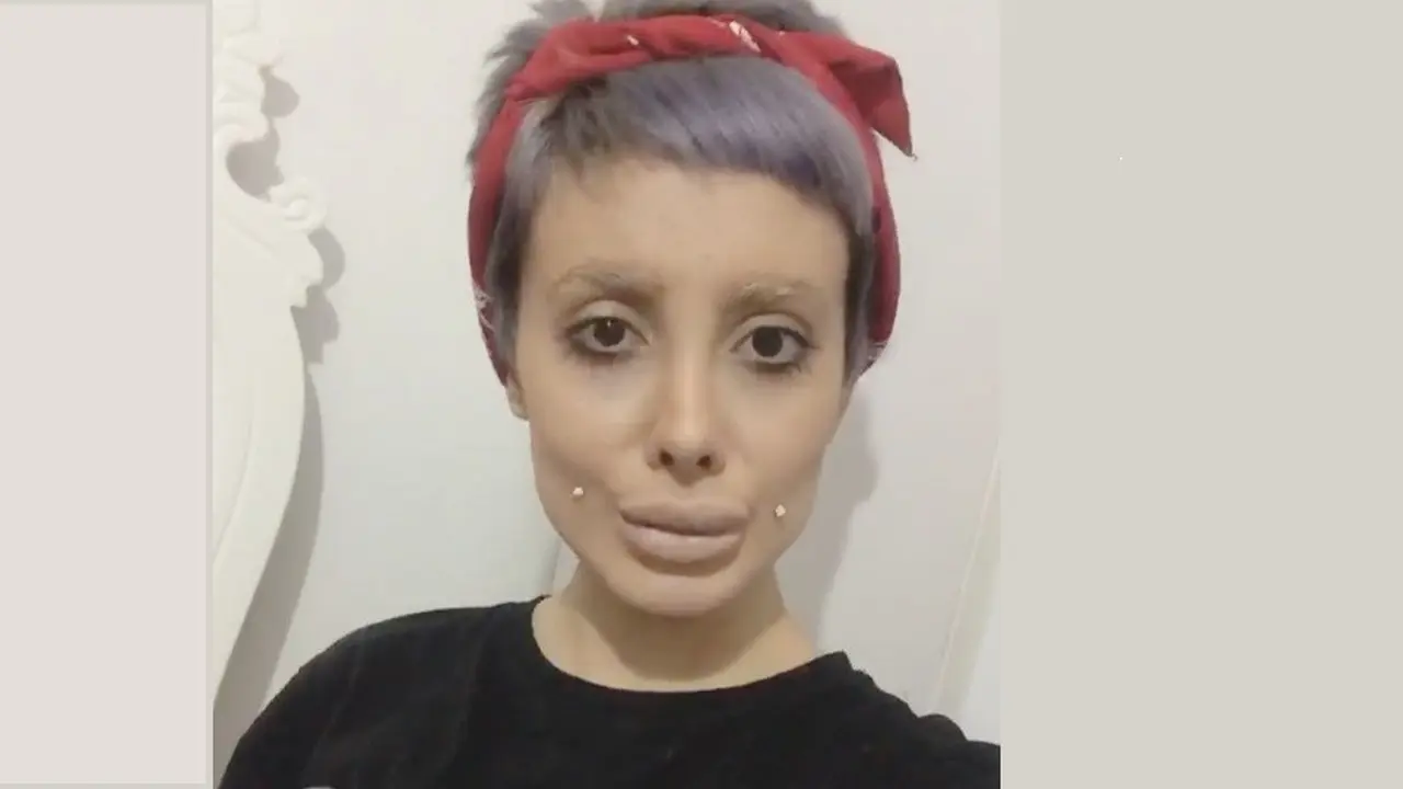 Mirip Angelina Jolie