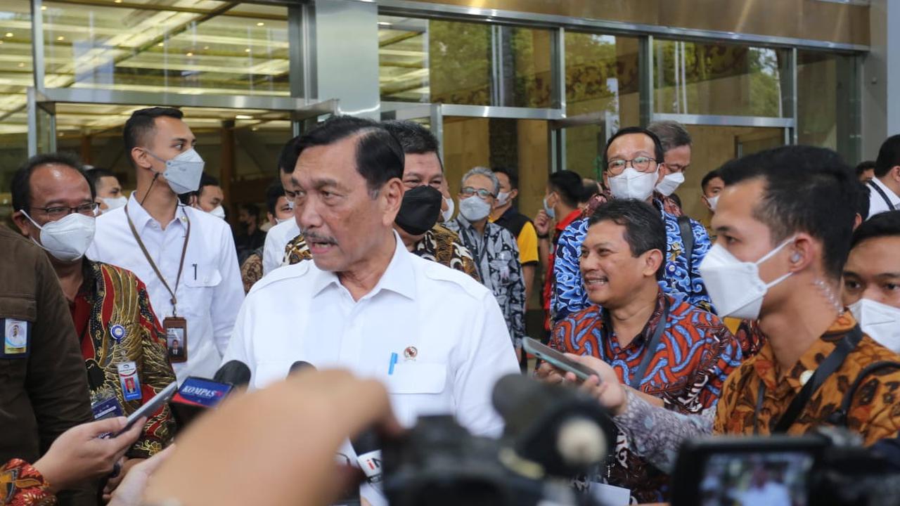 Menko Luhut Beri Penilaian ke Azwar Anas: Paten Juga Kawan Nih