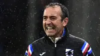 Pelatih Sampdoria, Marco Giampaolo, disebut-sebut akan segera duduk di kursi pelatih AC Milan. (AFP/Miguel Medina)