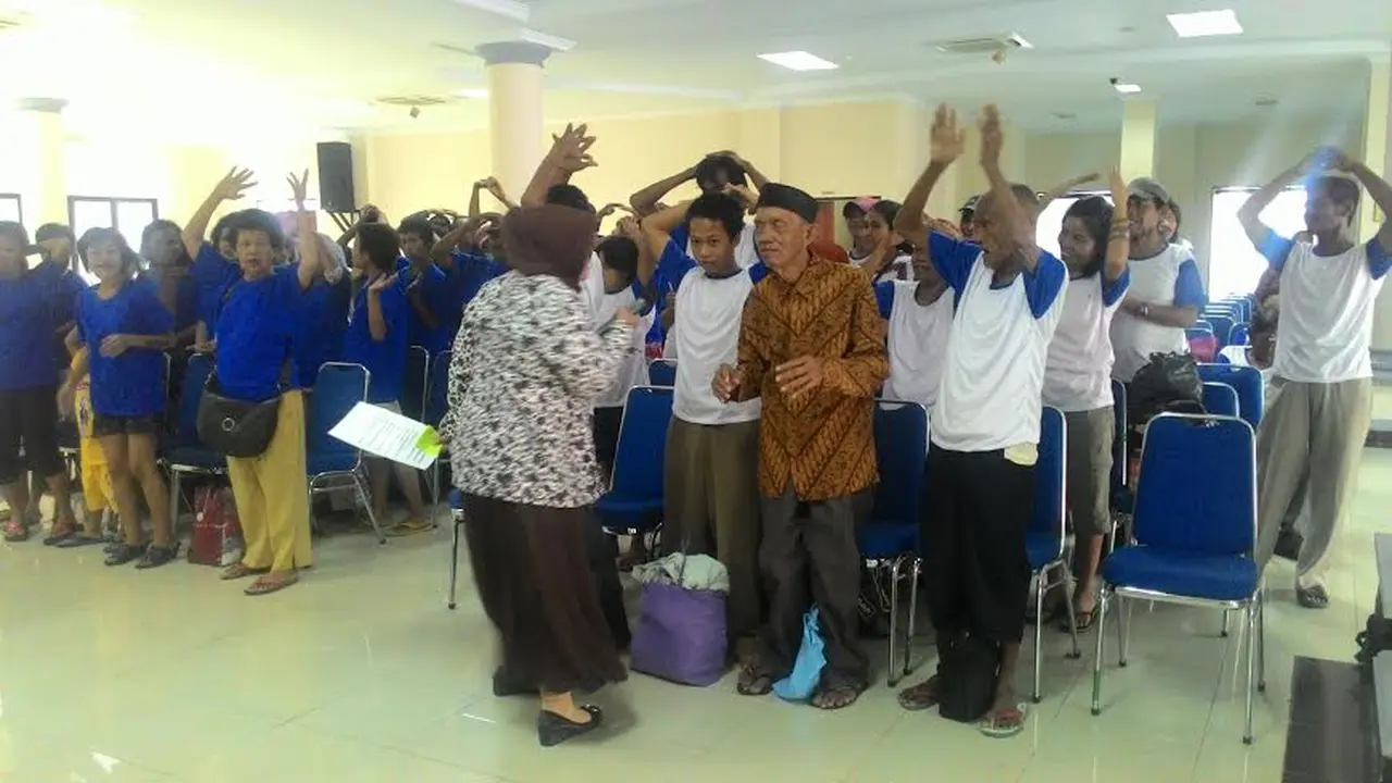 Penyandang masalah kesejahteraan sosial (PMKS)