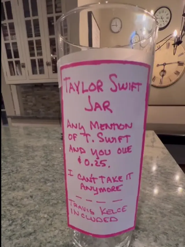 Stoples Taylor Swift