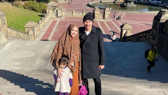 Kartika Putri berlibur di New York City, Amerika Serikat (Foto: Instagram/@kartikaputriworld)