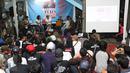 Suasana acara Ngobrol Santai Antikorupsi Bersama Slank, KPK, dan ICW di Jakarta, Rabu (12/4). Acara tersebut diadakan untuk mengajak masyarakat untuk menjauhi perbuatan korupsi, khususnya generasi muda. (Liputan6.com/Immanuel Antonius)