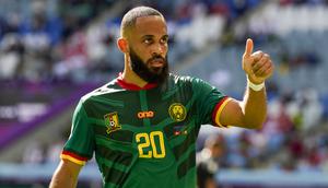 Bryan Mbeumo. Sayap kanan Timnas Kamerun berusia 23 tahun milik Brentford ini menjadi pemain Afrika dengan nilai pasar tertinggi keempat di Piala Dunia 2022. Saat ini ia memiliki nilai pasar sebesar 28 juta euro atau setara Rp456 miliar. Ia telah bermain dalam dua laga di fase grup Piala Dunia 2022 dengan menyumbang 1 assist dan membawa Kamerun sementara menempati peringkat ketiga di Grup G di bawah Brasil dan Swiss dengan koleksi 1 poin hasil sekali imbang dan sekali kalah. (AP/Ricardo Mazalan)