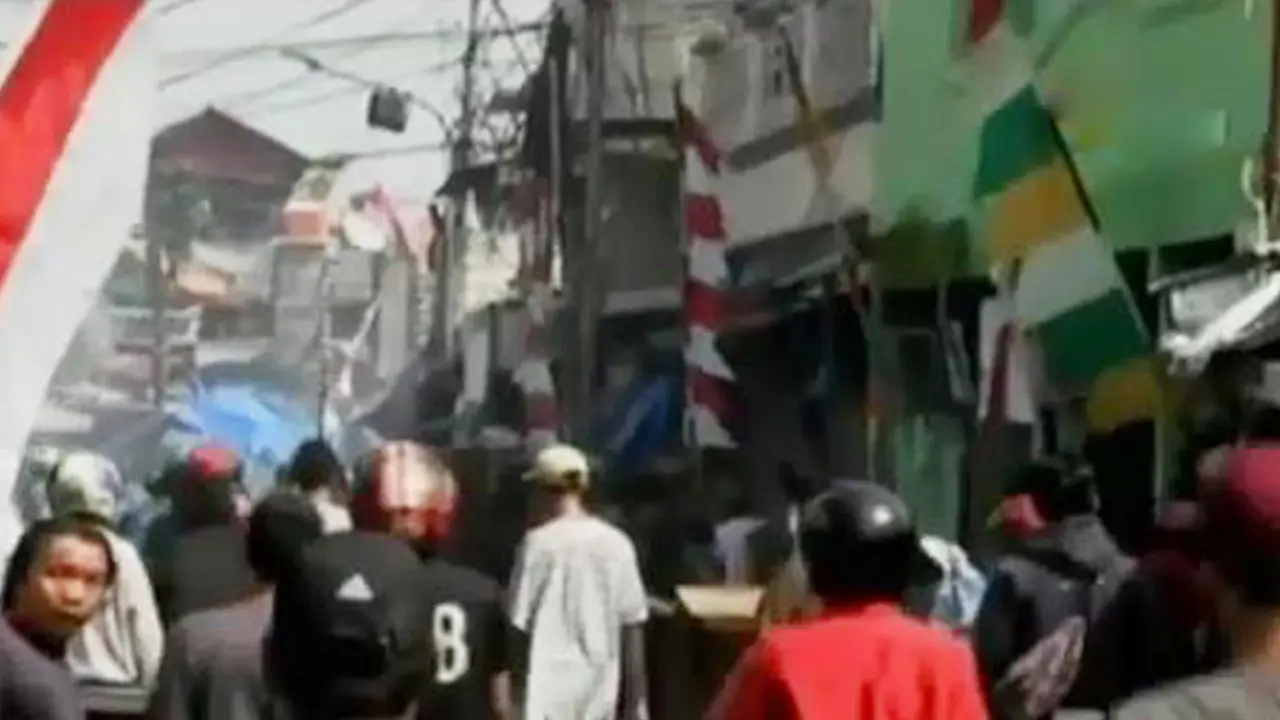 Tawuran Warga Johar Baru