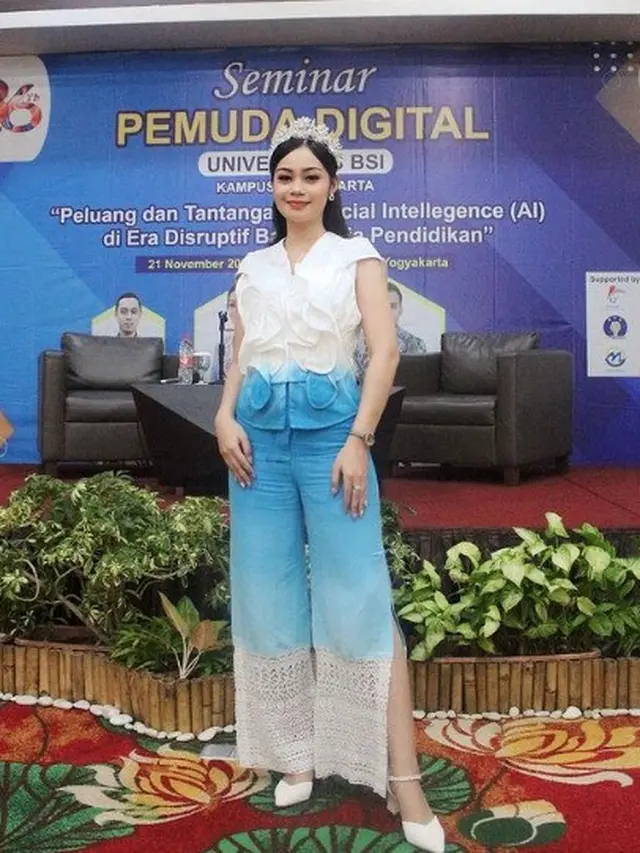 Sindy Novela di Hotel Crystal Lotus, Yogyakarta pada Selasa (21/11/2023)