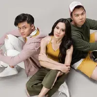 Sheryl Sheinafia rilis lagu bareng Rizky Febian dan Chandra Liow berjudul Sweet Talk.