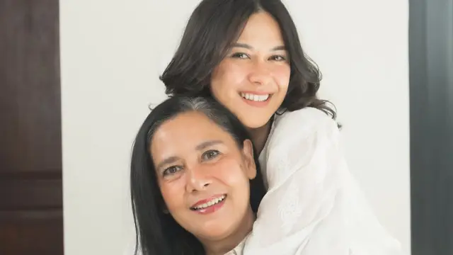 Nana Mirdad bagikan potret kebersamaan bersama Lydia Kandou. [@naymirdad/@nanamirdad_]