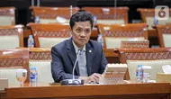 "Pimpinan dan anggota Komisi III yang saya hormati, perlu kami sampaikan bahwa pimpinan DPR RI telah menerima surat dari pimpinan Fraksi Partai Gerindra Nomor A787 Fraksi Gerindra DPR RI tanggal 3 Juli 2023. Perihal penyampaian penggantian Wakil Ketua Komisi III DPR RI dari Fraksi Partai Gerindra," kata Dasco. (Liputan6.com/Faizal Fanani)
