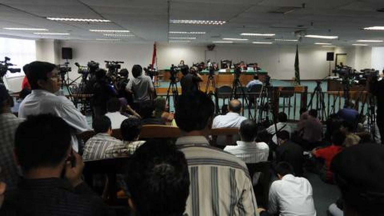 Kasus korupsi SHS, penentuan harga tidak sesuai prosedur