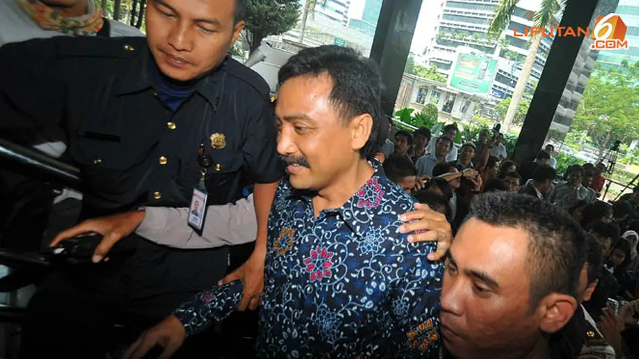 andi-mallarangeng-kpk-131011b.jpg