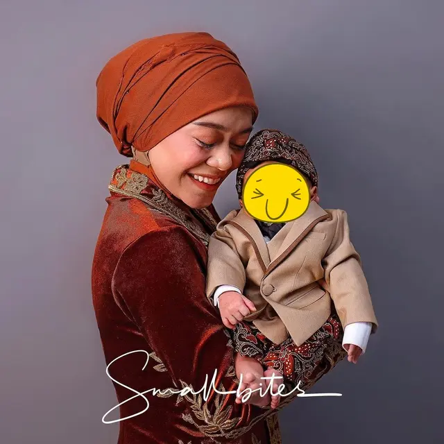 6 Pemotretan Lesty Kejora dan Rizky Billar Bareng Baby Leslar, Penuh Kebahagiaan