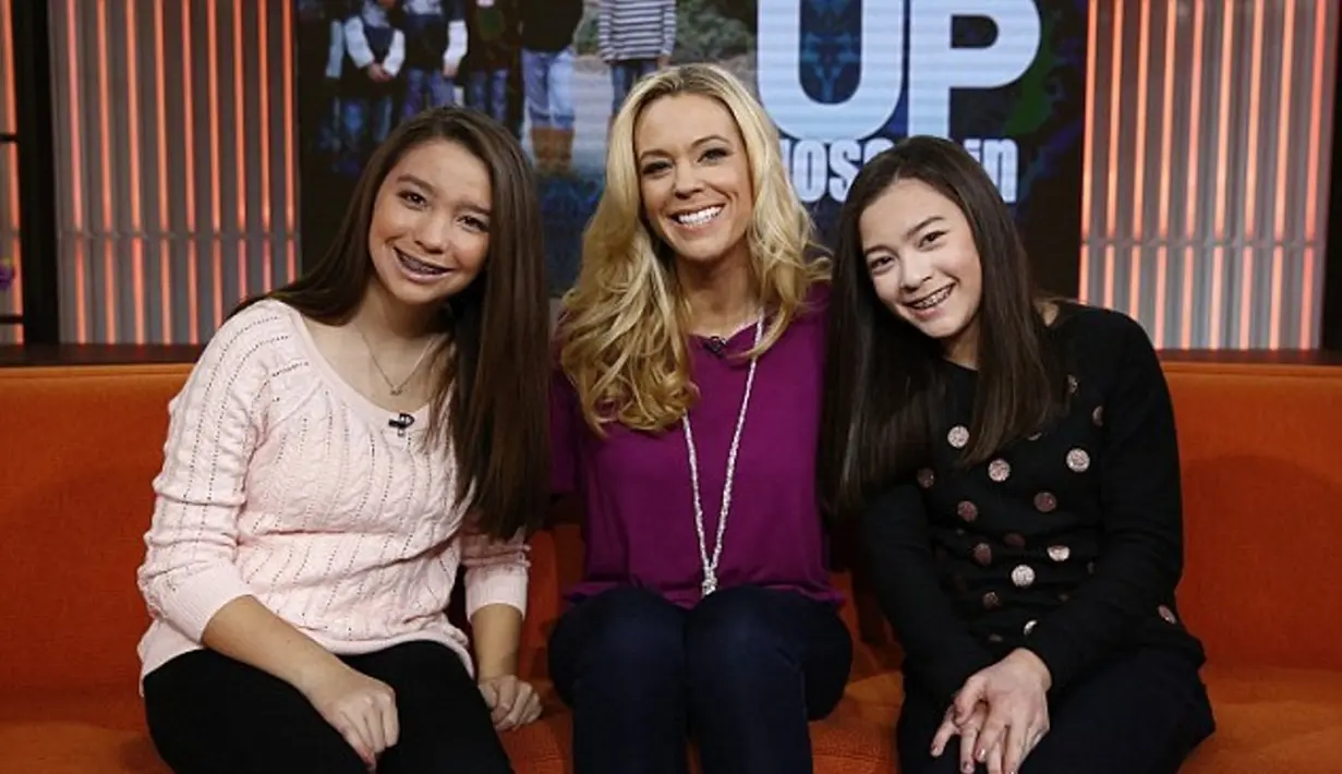 Kate Gosselin adalah ibu dari dua gadis cantik yang lahir pada Oktober 2000, yakni Mady dan Cara. (NBC/NBC NewsWire/Daily Mail)