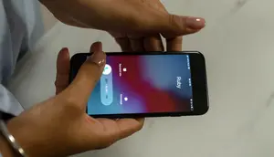 10 Ciri Orang yang Jarang Mengangkat Telepon Menurut Psikologi, Bukan Berarti Cuek