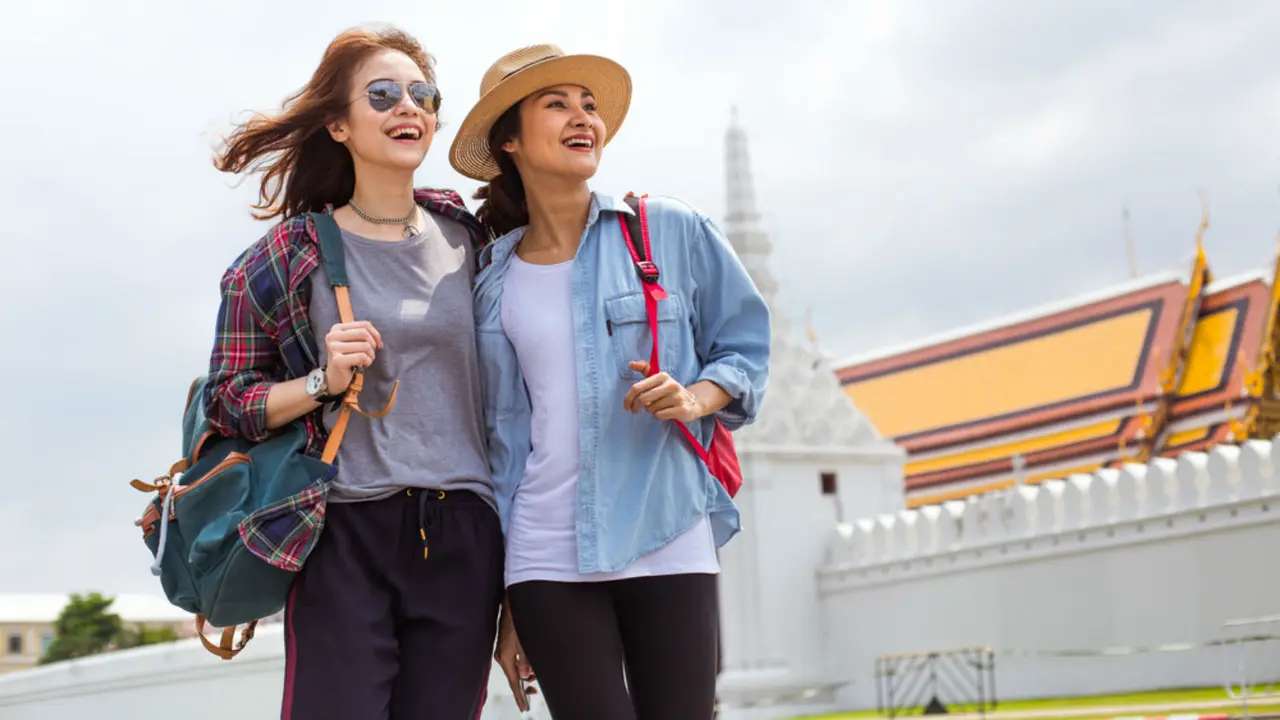 4 Manfaat yang Bakal Didapat Para Pejuang Anti Ngaret saat Traveling