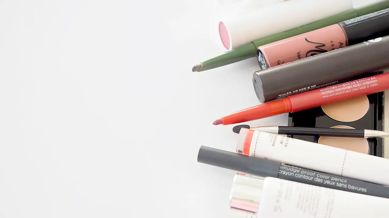 3 Produk Multifungsi untuk Pecinta Makeup Newbie