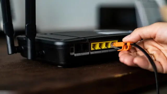 Ilustrasi router WiFi (Foto: freepik/rawpixel)