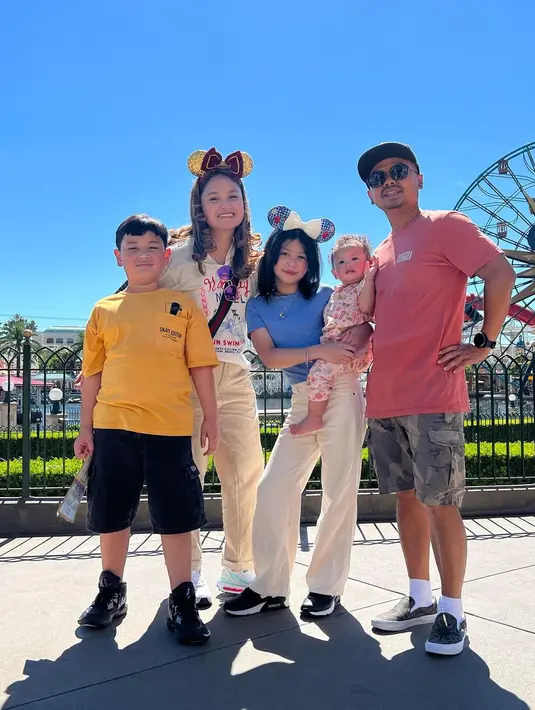 (Instagram/revtiayunatasya)