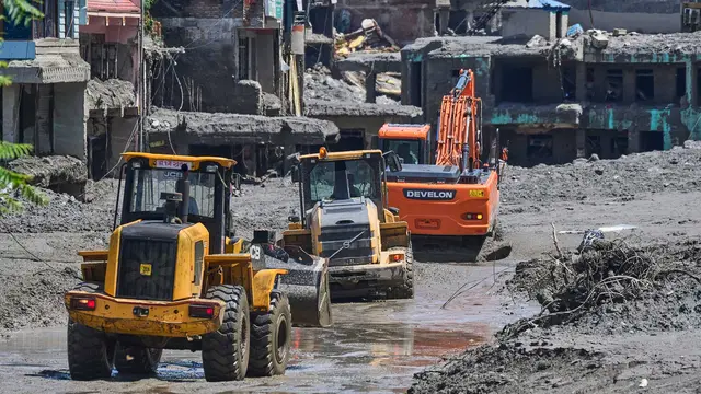 Pencarian Korban Banjir Nepal Berlanjut di Tengah Kerusakan Infrastruktur