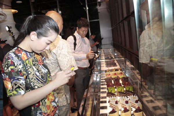 Copyright by Vemale.com