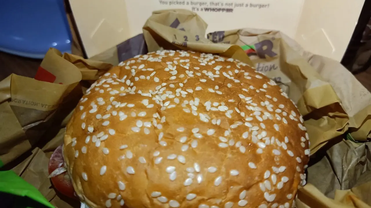 Varian Terbaru Whooper Burger King, Gurih Meski Tanpa Penyedap Rasa