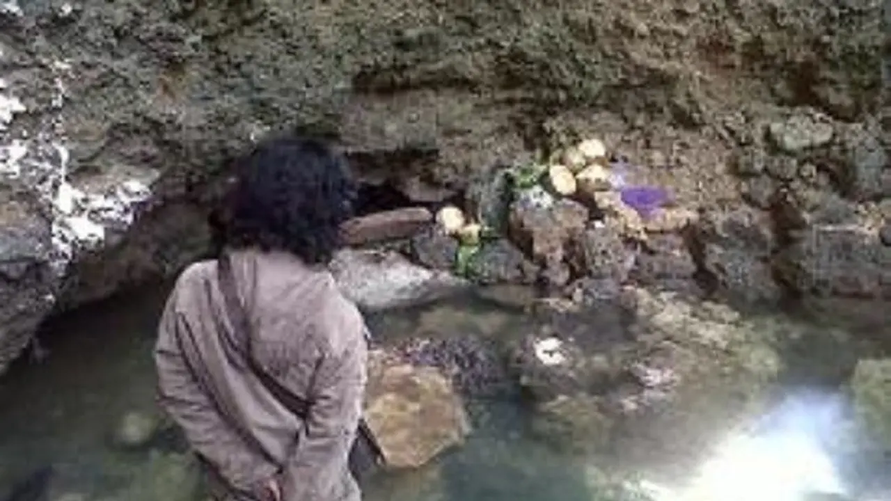 Kuburan Tua Misterius di Lagolle Bone Tarik Para Pencari Jodoh