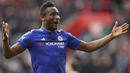John Obi Mikel dikabarkan masuk dalam daftar incaran Inter Milan. (Reuters/John Sibley)