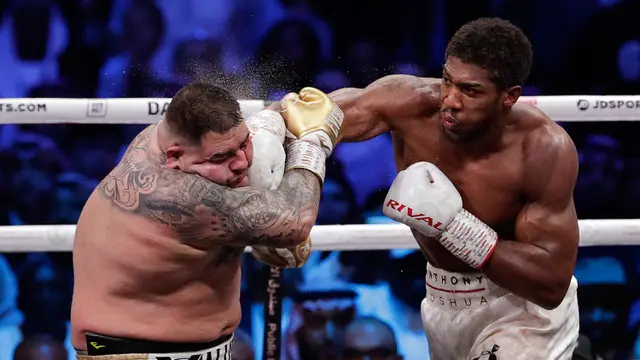 Taklukkan Ruiz, Joshua Rebut Kembali Gelar Juara Dunia Kelas Berat