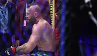 Hasil UFC: Cedera Kaki, Conor McGregor Keok dari Max Holloway di Ronde Pertama