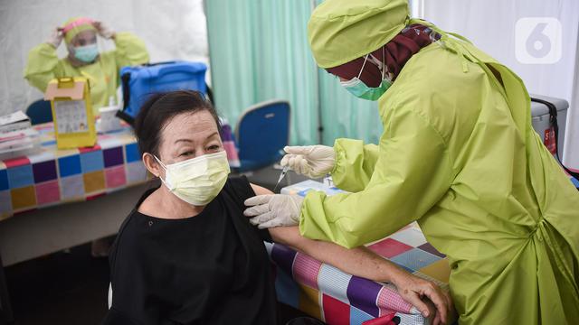 Cara Daftar Vaksinasi Covid 19 Lansia Lengkap Dengan Link Di 34 Kota Indonesia Health Liputan6 Com
