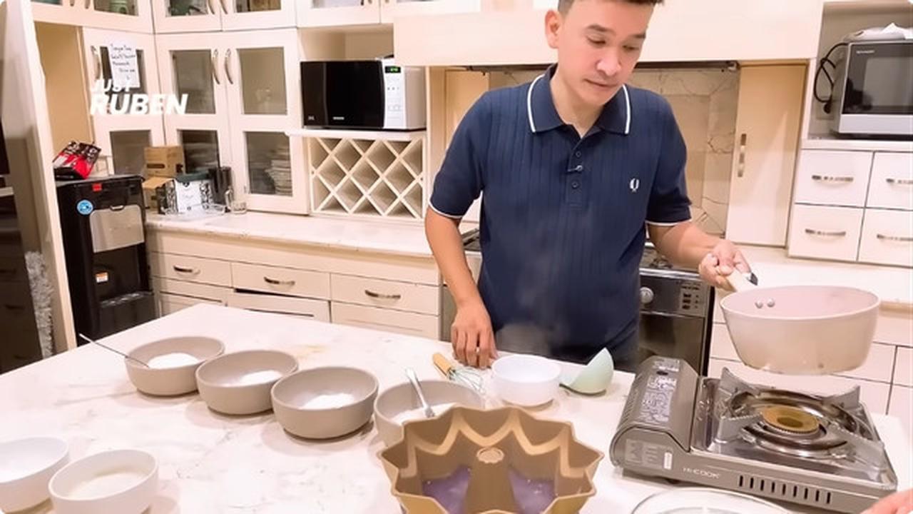 6 Interior Dapur Rumah Ruben Onsu Konsep Modern Minimalis, Homey Tapi Tetap Mewah