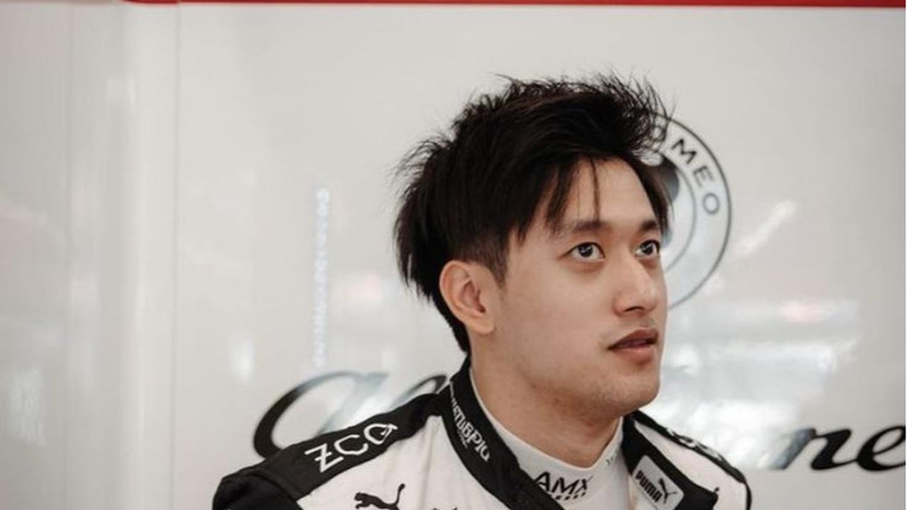 Potret Zhou Guanyu