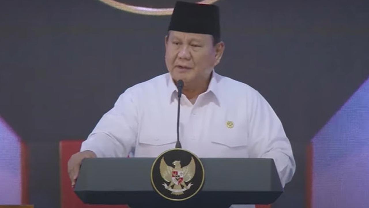 Satu Istana Ketawa dan Tepuk Tangan saat Pidato Prabowo sebut Jaksa Agung ST Burhanuddin: Lagi Ngejar-ngejar Orang!