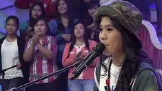 Sheryl Senafia membawakan lagu Kita Berdua dalam acara Inbox SCTV (14/03/2014)