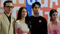 Gaya Dian Sastrowardoyo di premiere film 'Rangga & Cinta'. [IG: @therealdisastr]