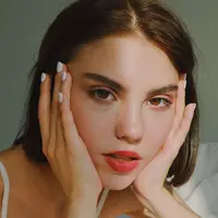 Berikut ini tips mencerahkan bibir dengan perawatan rumahan. (Foto: Unsplash.com/Victoria Krivchenkova).