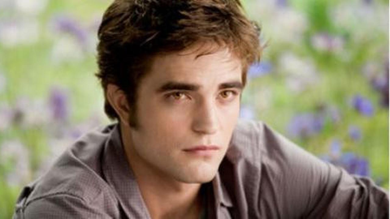 Dex Shepard pun dukung Edward Cullen