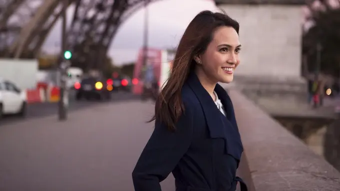 FOTO: Gaya Shandy Aulia saat Pakai Outfit Hitam, Menawan