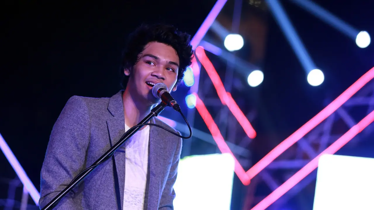 Mikha Angelo