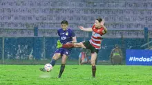 Persik Kediri menang 1-0 atas Madura United pada laga&nbsp;pekan ke-13 BRI Liga 1 2024/2025 di Stadion Brawijaya, Kediri, Jumat (6/12/2024) malam WIB. Mirisnya, kemenangan Persik tersebut hanya disaksikan 167 penonton yang hadir langsung ke stadion. (Bola.com/Gatot Sumitro)